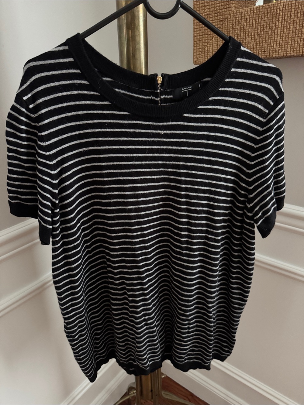 T Tahari Black & White Striped Short Sleeve Knit Tee
